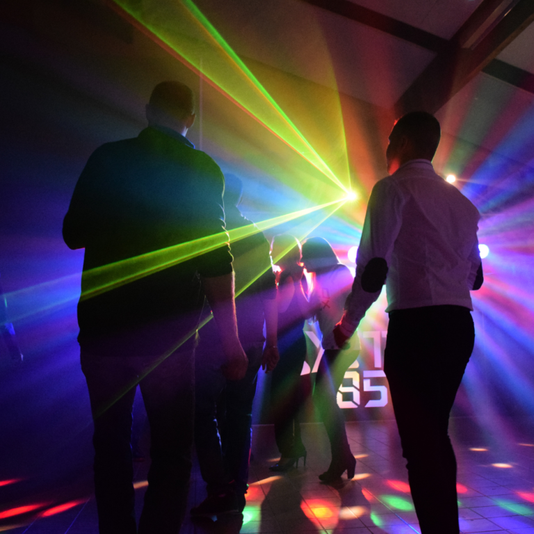 Location sono fête entre amis
